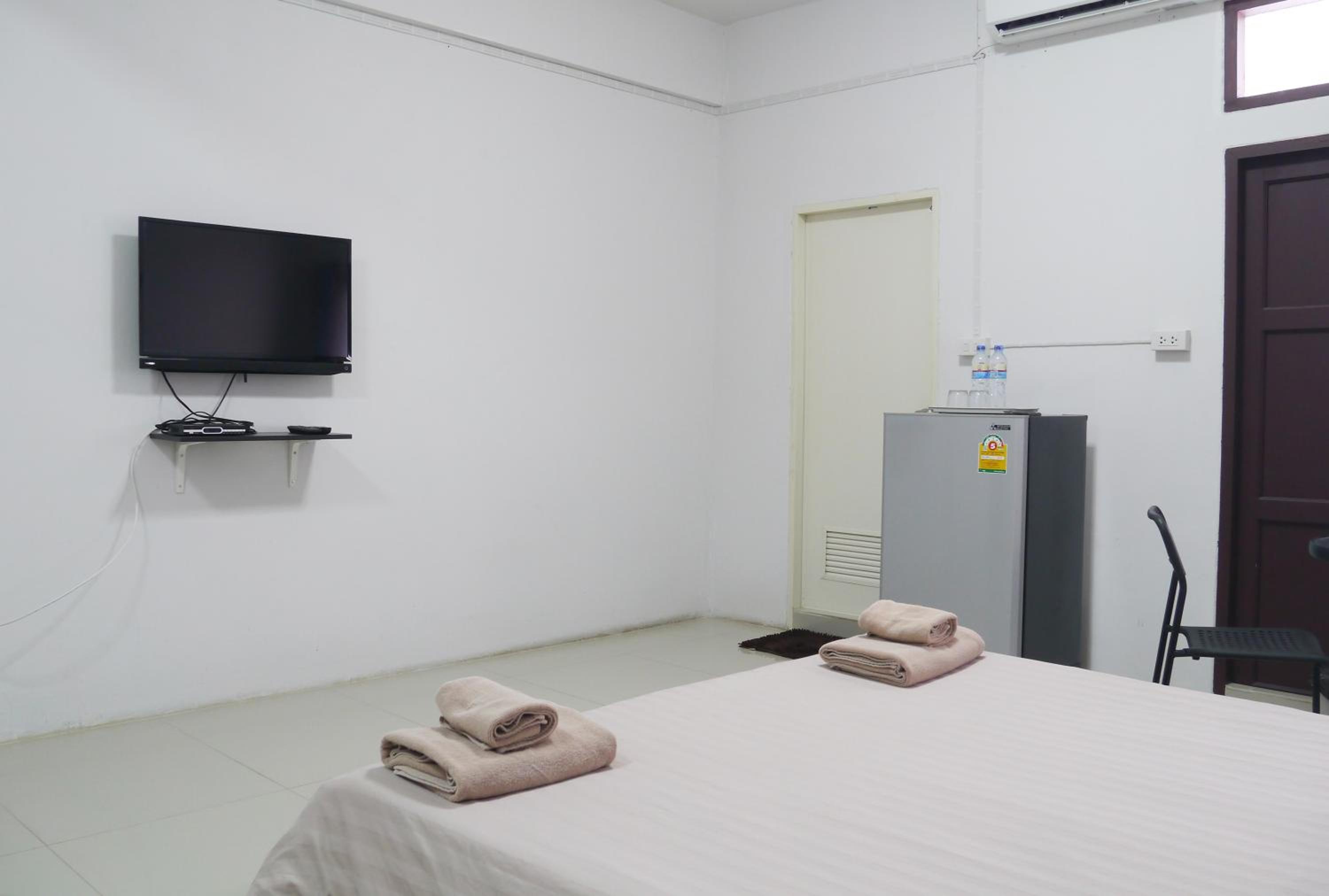 Baan Mai Guest House 12/35