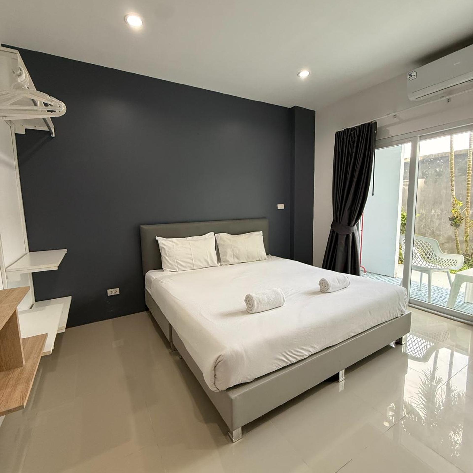 Room, Double Bed, Garden View, Big Buddha Hill Side 6/10