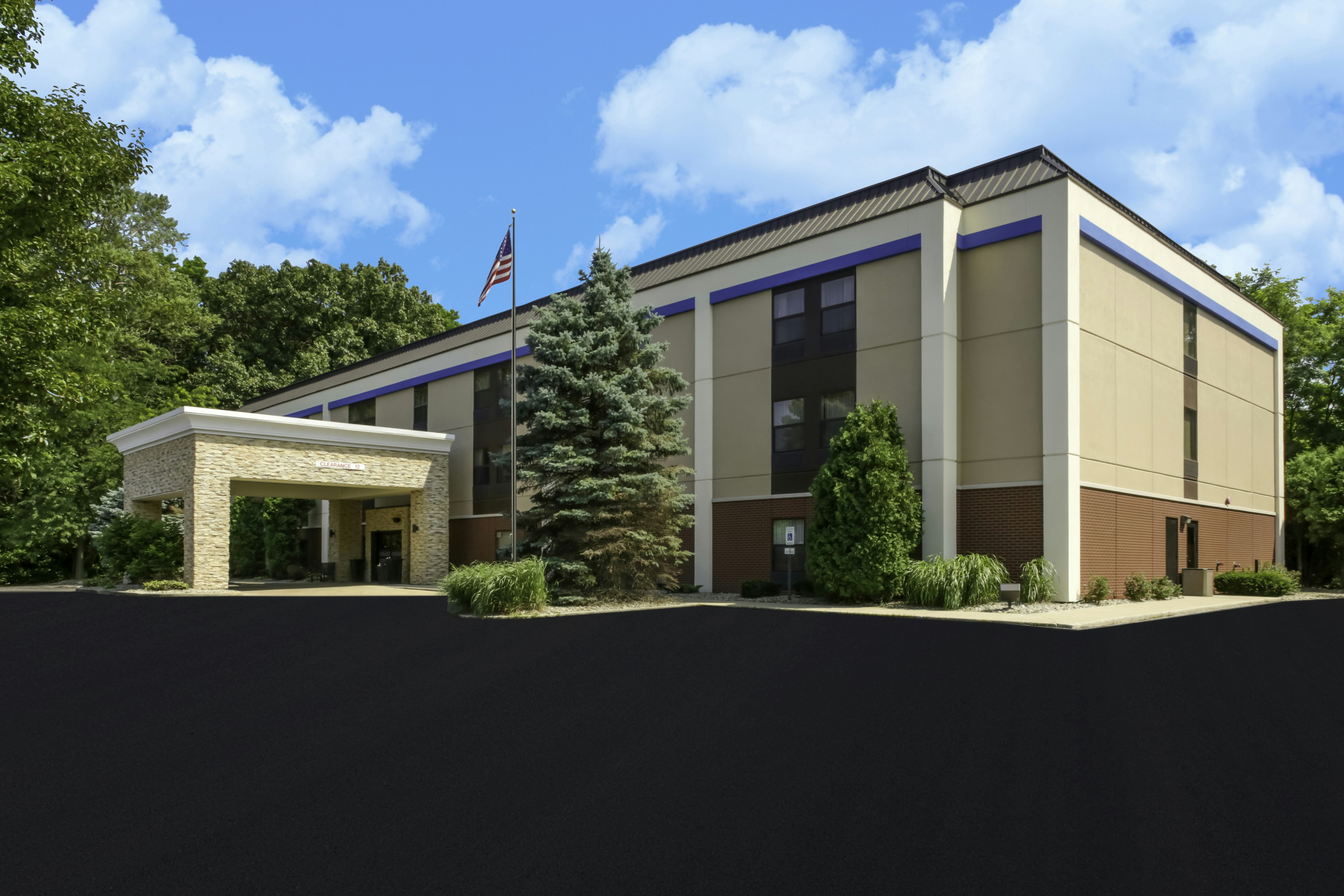 Hampton Inn Portage 3/42