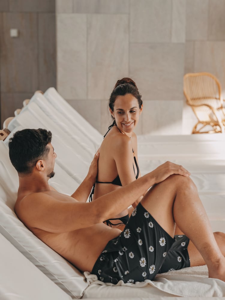 Domaine du Ferret Restaurant & Spa by Germain Collection 13/83