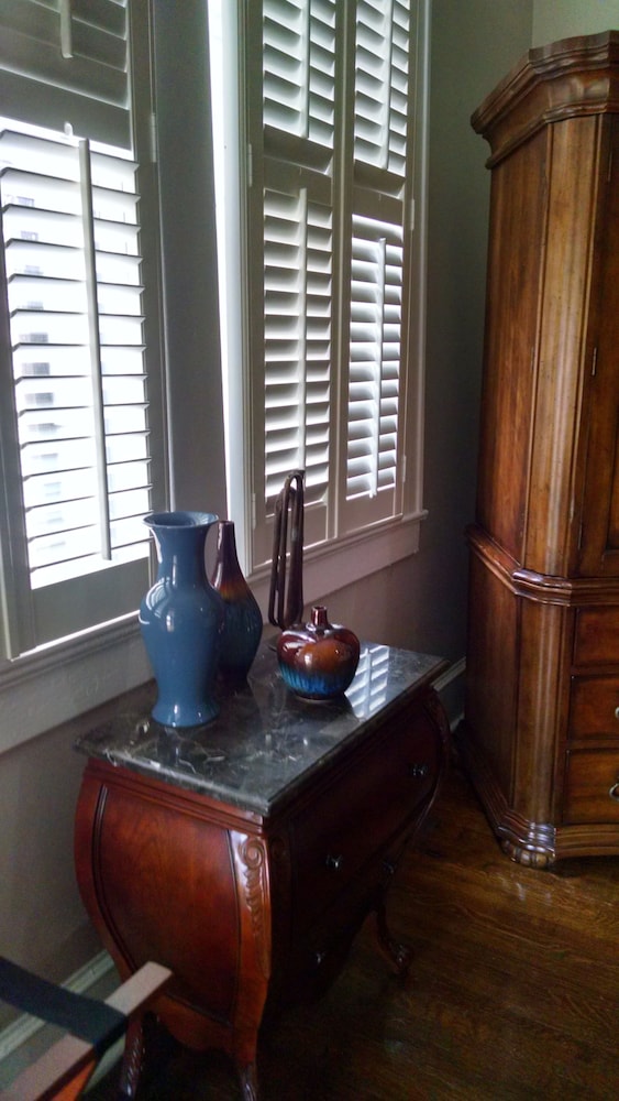 Morgan and Wells B&amp;B 15/24