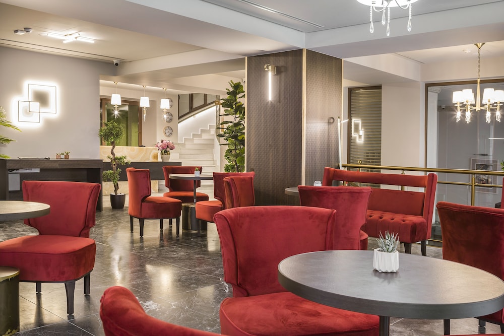 Royalty Hotel Athens 28/37