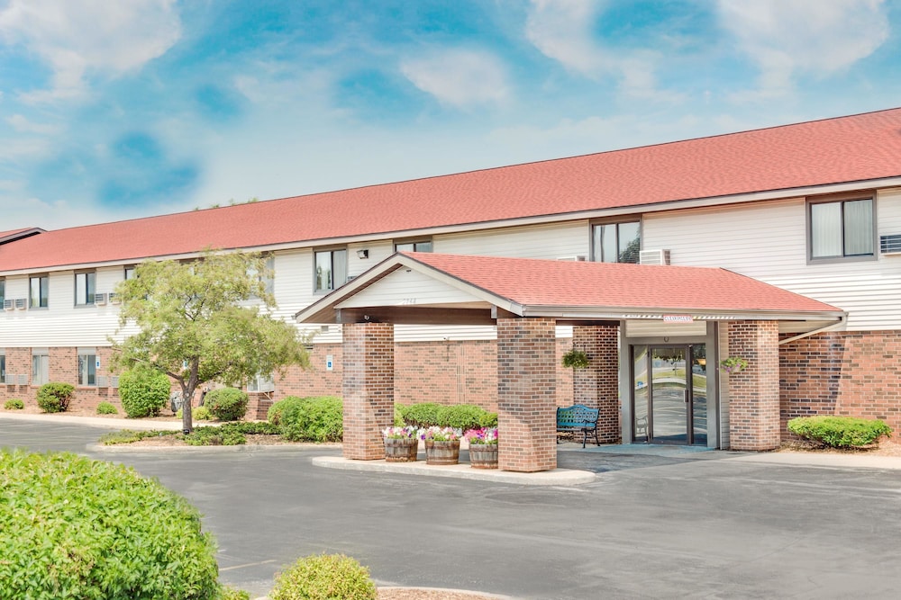 Super 8 By Wyndham Green Bay Near Stadium 1/28