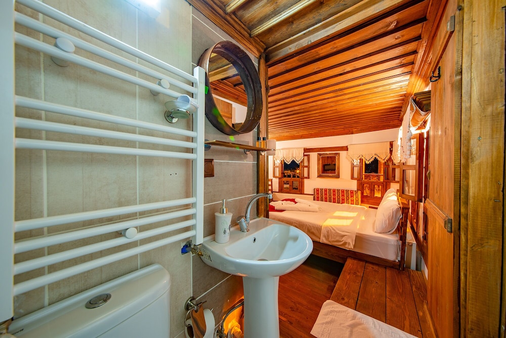 Hanedan Konak Otel 44/47