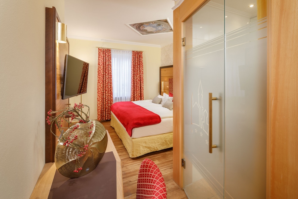 Hotel Schlosskrone 30/32