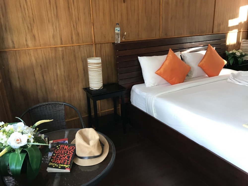 Baan Suan Rim Klong 32/63