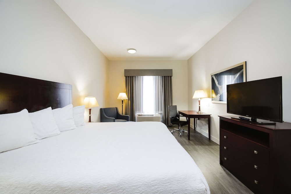 Standard, King Bed