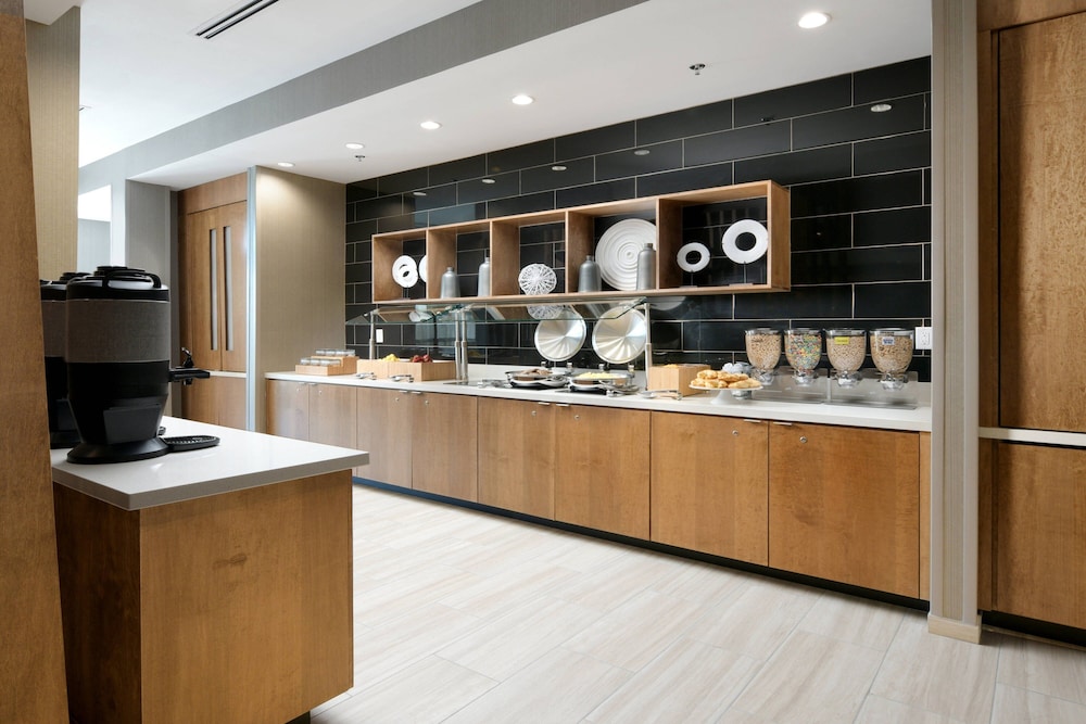 SpringHill Suites by Marriott Texas City 7/41