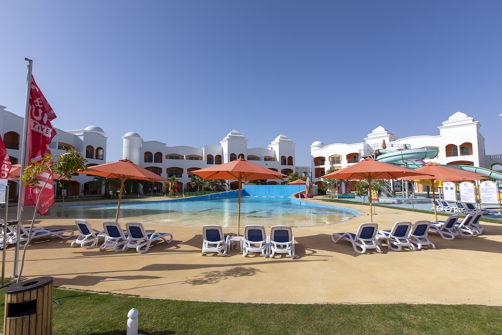 Naama Waves Hotel 49/53