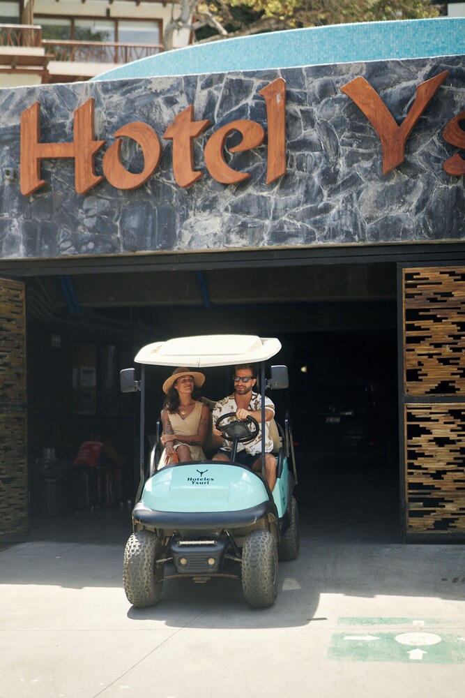 Hotel Ysuri 44/50
