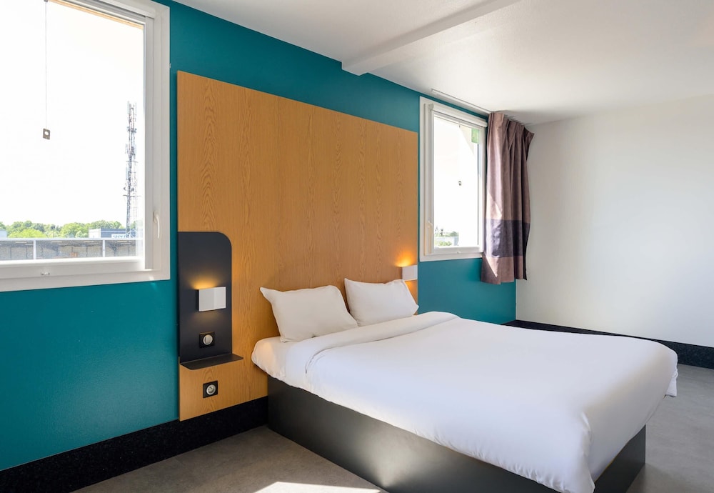 B&B HOTEL Lieusaint Carre Senart 3 etoiles 15/50