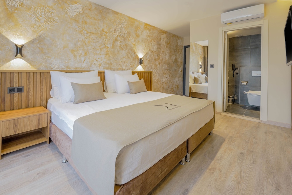 Der Inn Hotel Lara 24/58