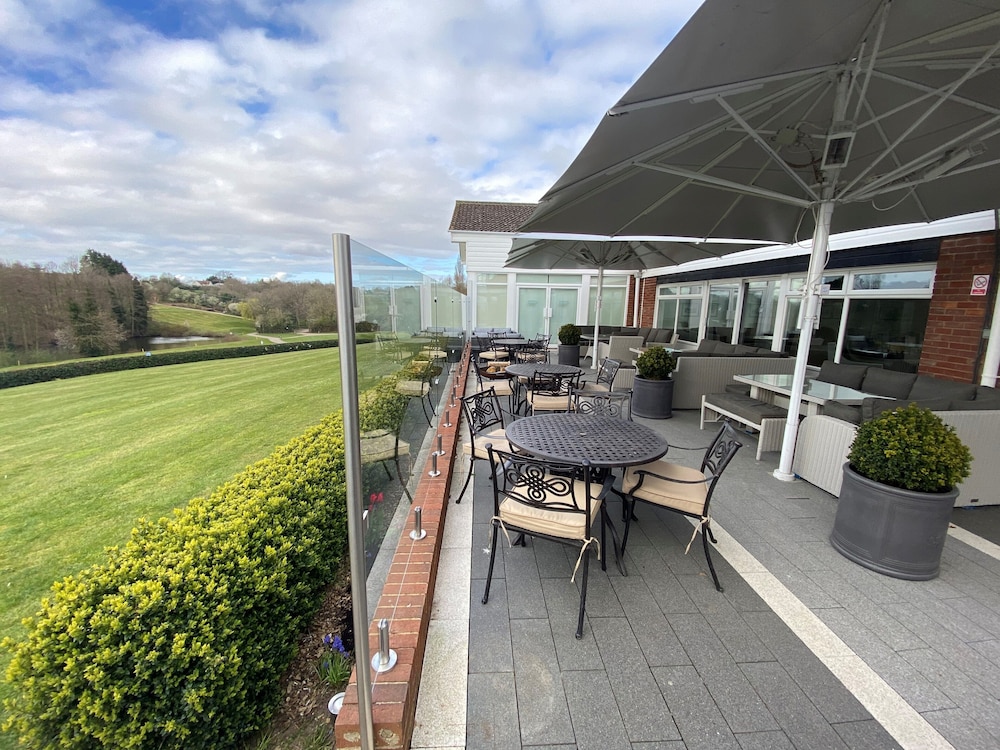Stoke By Nayland Hotel 44/80