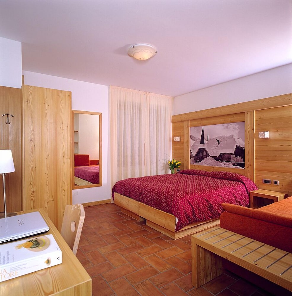 Hotel Ariston 8/70