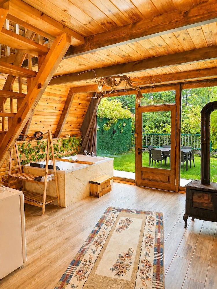 Oce Bungalow 2/48