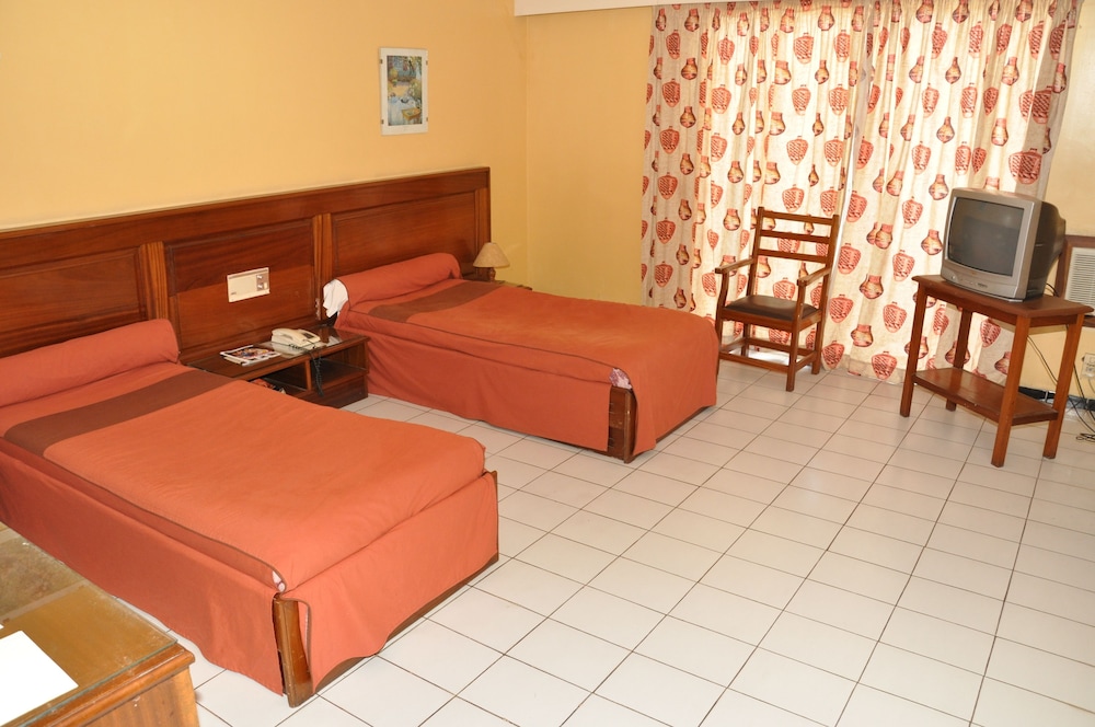 Al Baraka Hotel 31/50