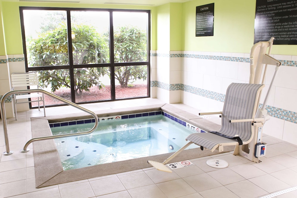Hampton Inn Cincinnati Northwest Fairfield 26/50