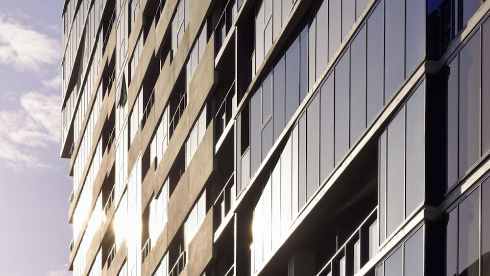 Oaks Melbourne St Kilda Road Hotel 2/64