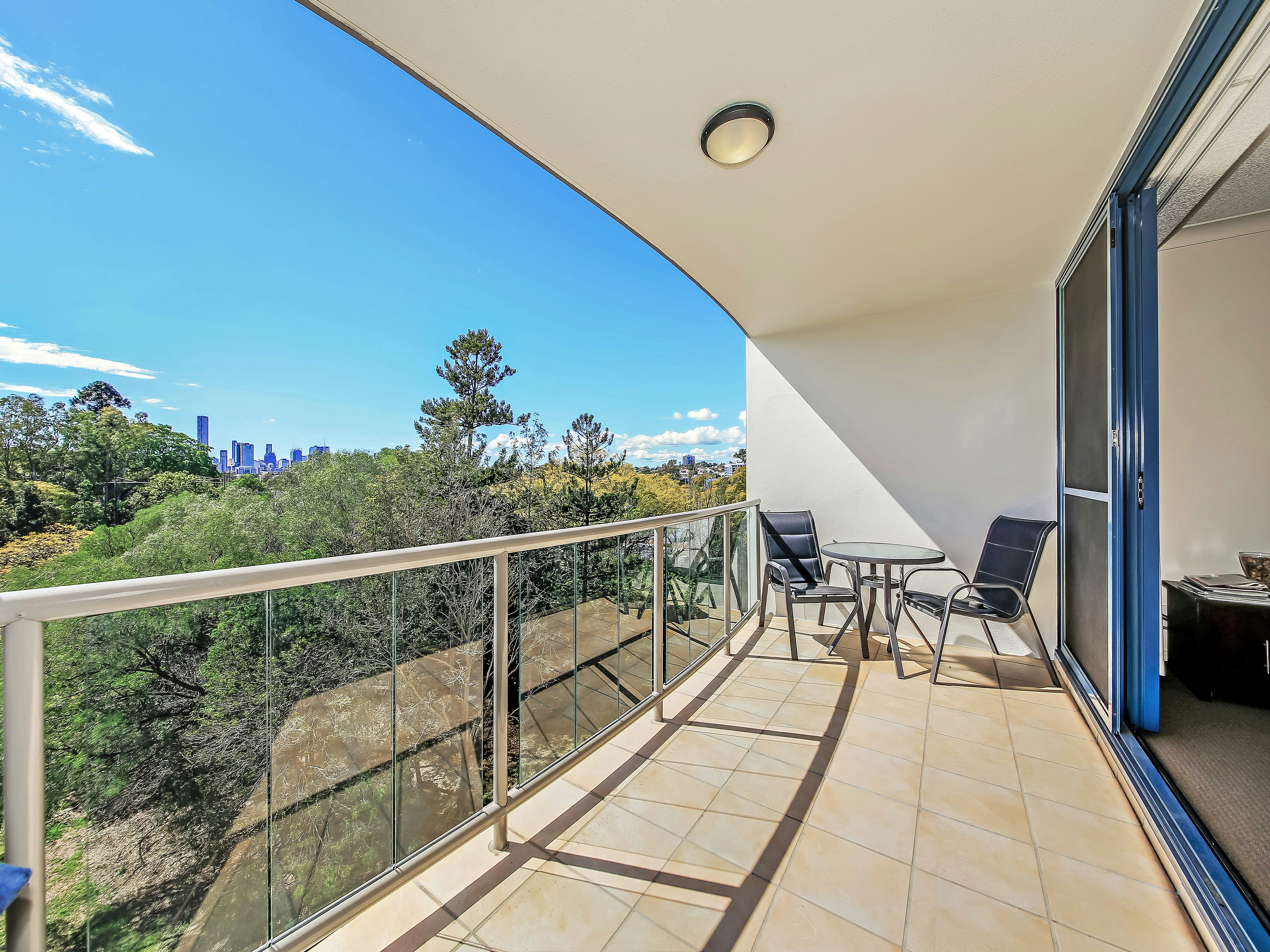 Inn On The Park Apartments 18/41