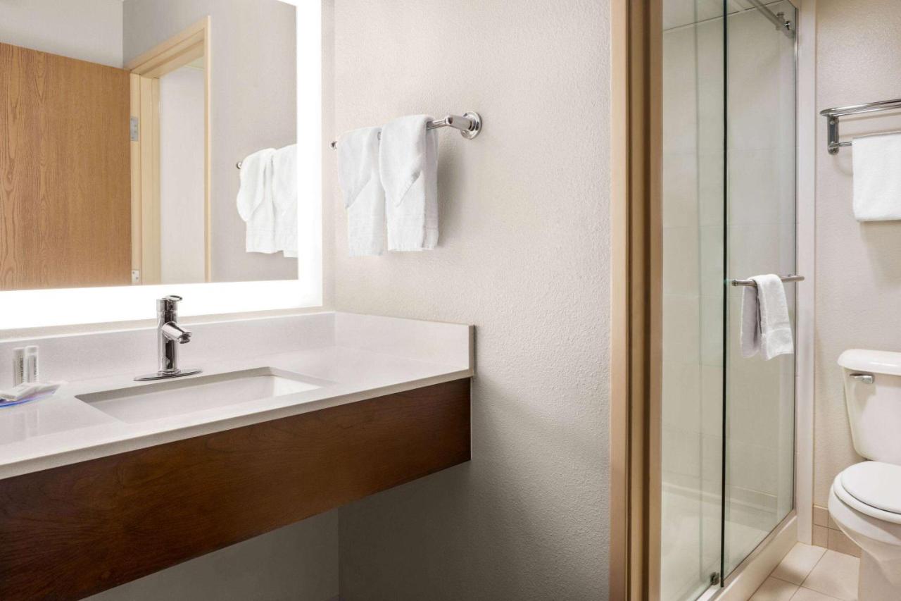 Suite, King Bed, Americinn By Wyndham Rapid City 3/3