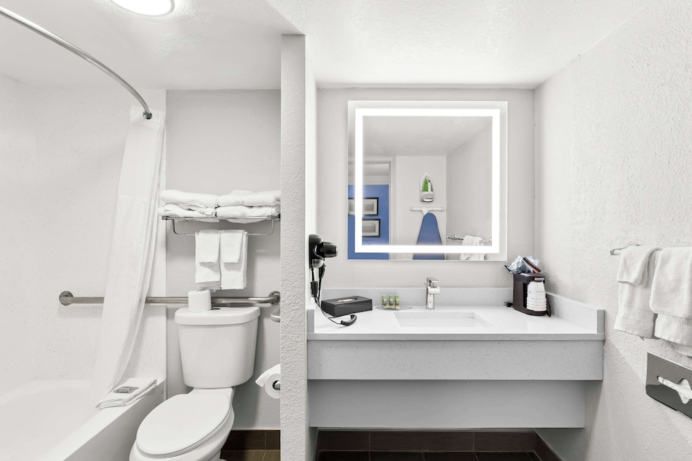 Best Western Schaumburg - O’Hare NW 41/43