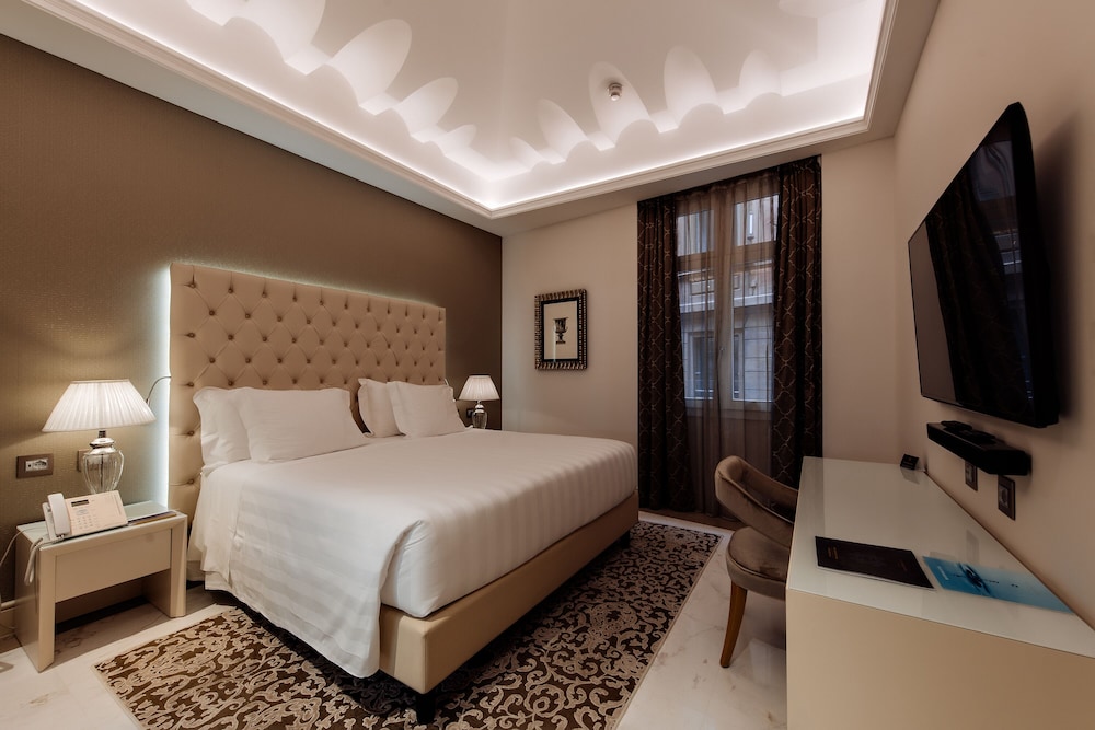 Aleph Rome Hotel Curio Collection by Hilton 21/63