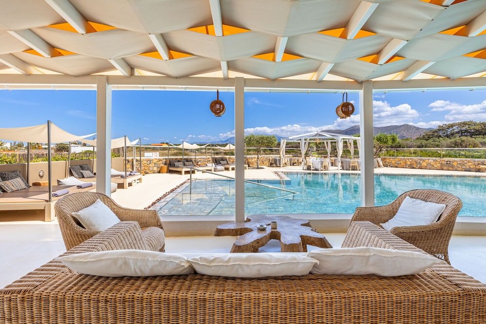 Paradise Island Villas 44/79