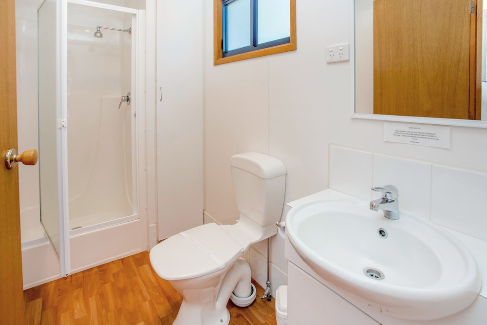 2 BEDROOMS, STANDARD