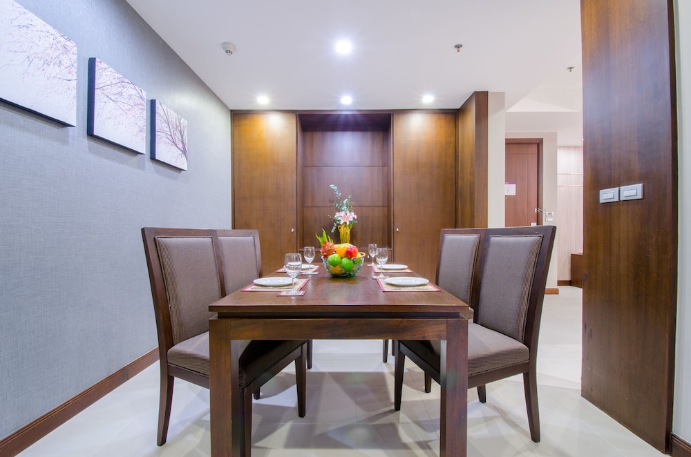 Grand Mercure Bangkok Asoke Residence 49/69