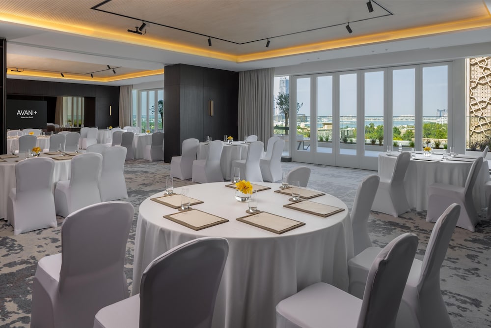Avani+ Palm View Dubai Hotel & Suites 42/50