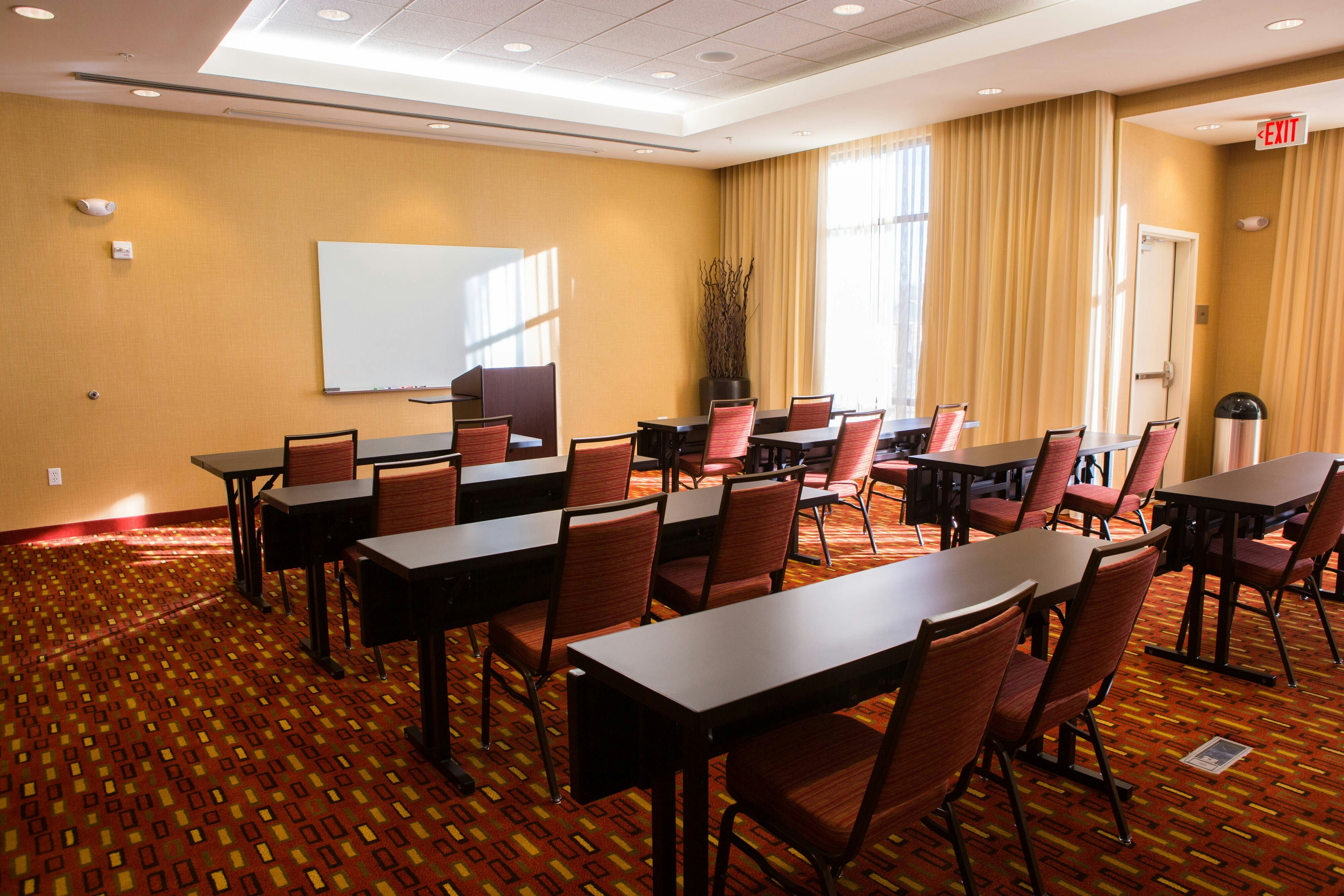 Courtyard by Marriott Lubbock Downtown/University Area 9/15
