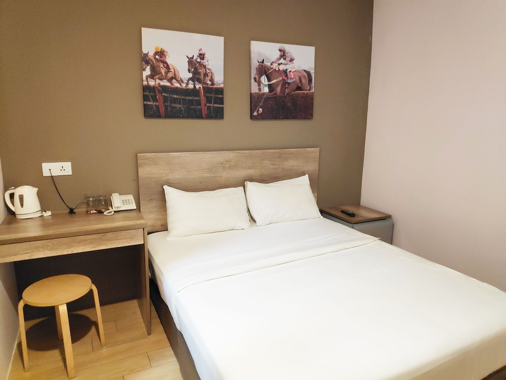 SH Hotel Kota Damansara 27/50
