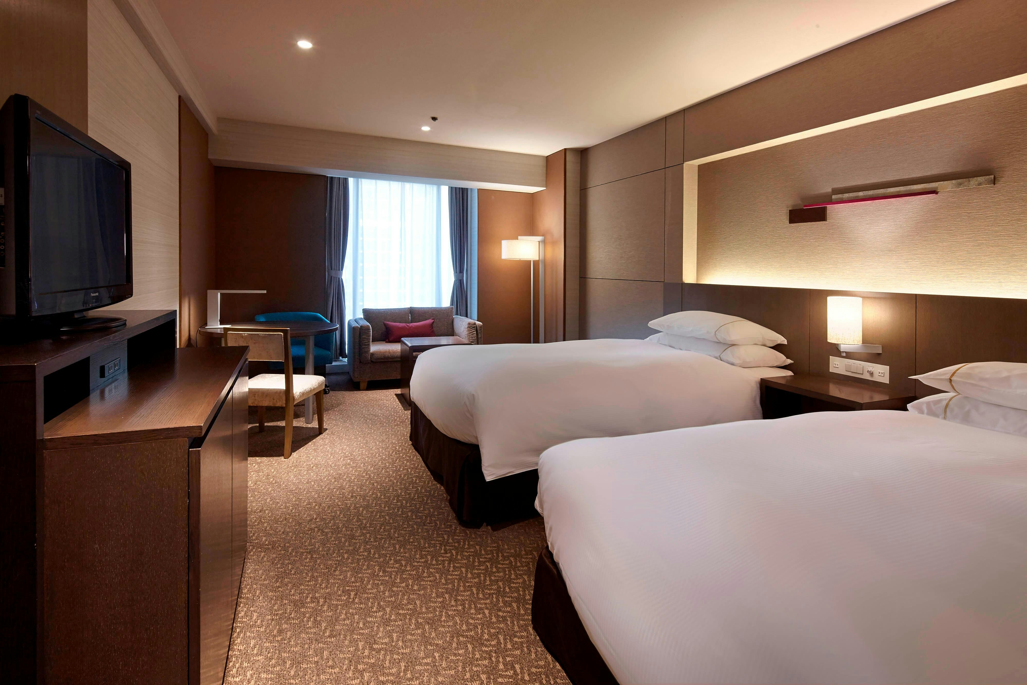 Sheraton Miyako 22/80