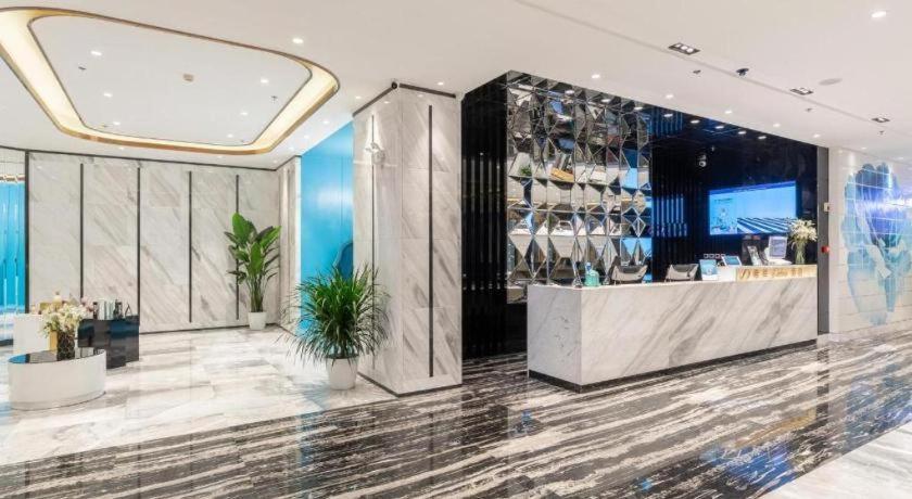 Xana Deluxe Hotel (Beijing Guanganmen Subway Station) 9/48