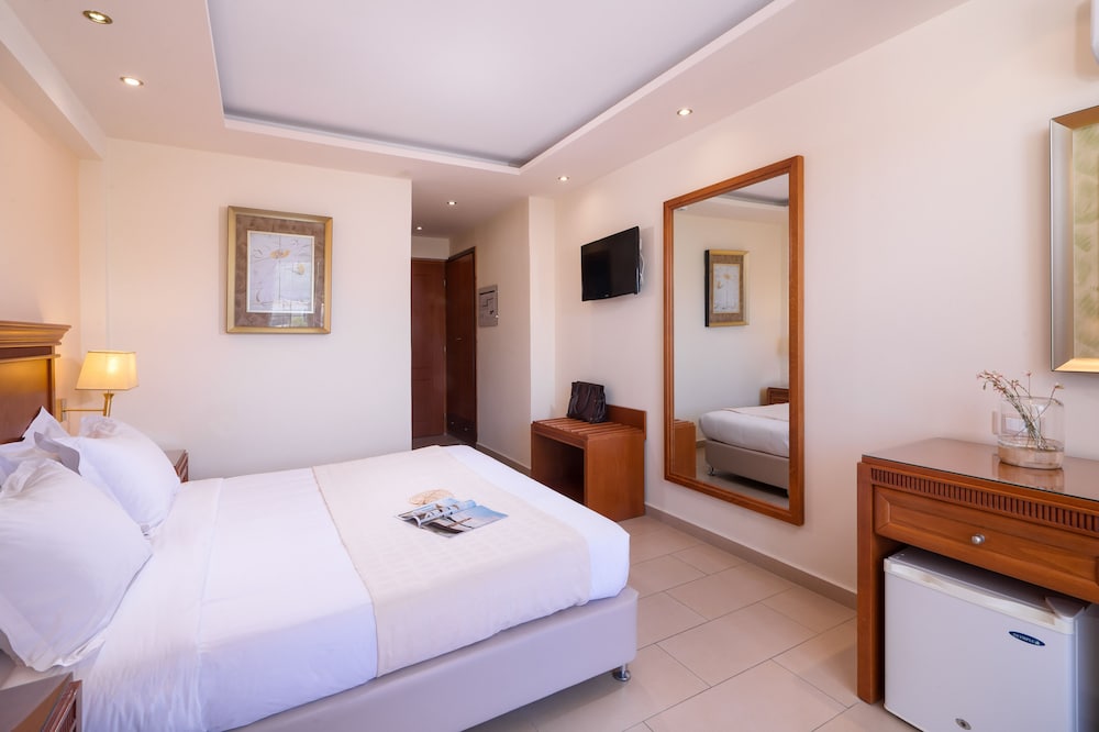 Avalon Palace Hotel by GHH 26/70