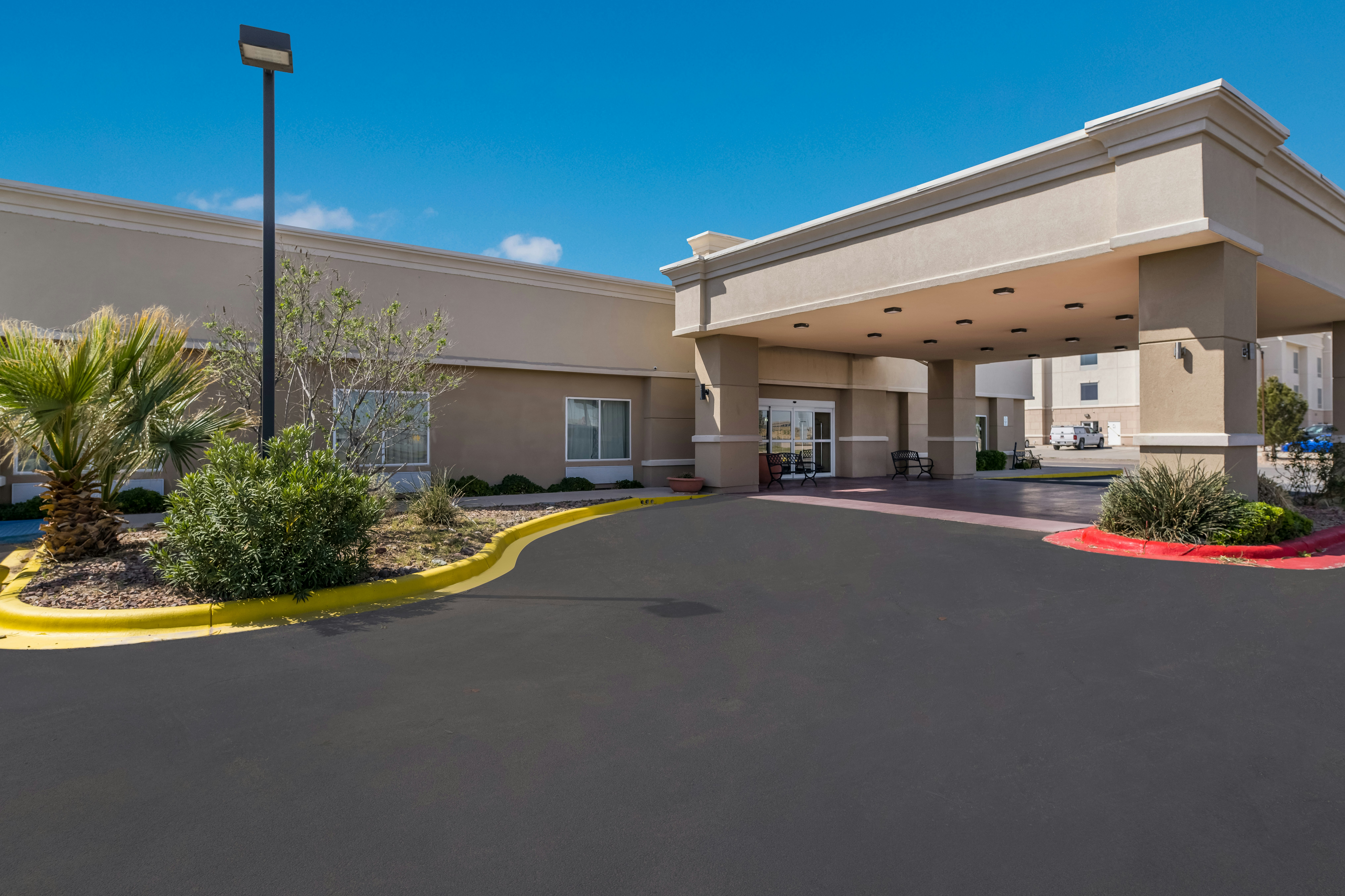 Red Roof Inn Pecos 21/23