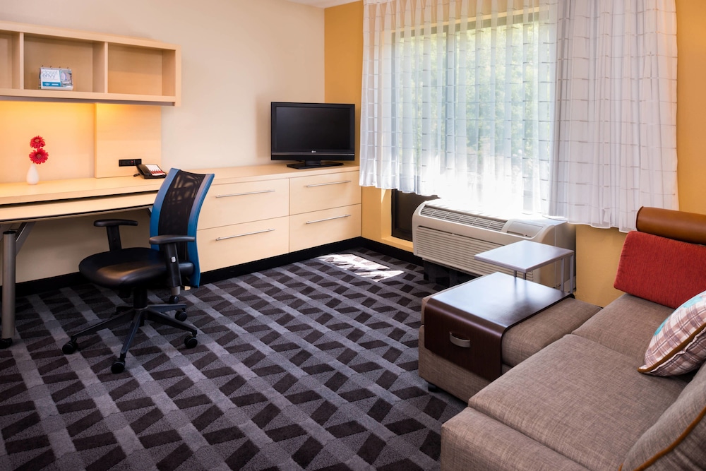 TownePlace Suites by Marriott Huntington 38/44