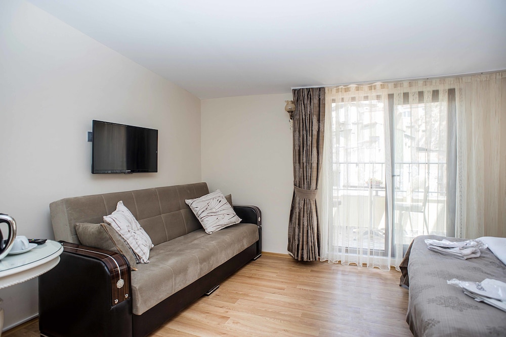 Taksim Nacre Residence 25/48