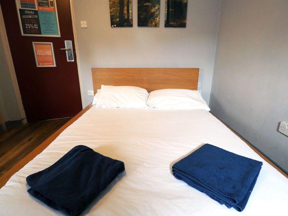 St Christopher S Inn Hostels 35/70