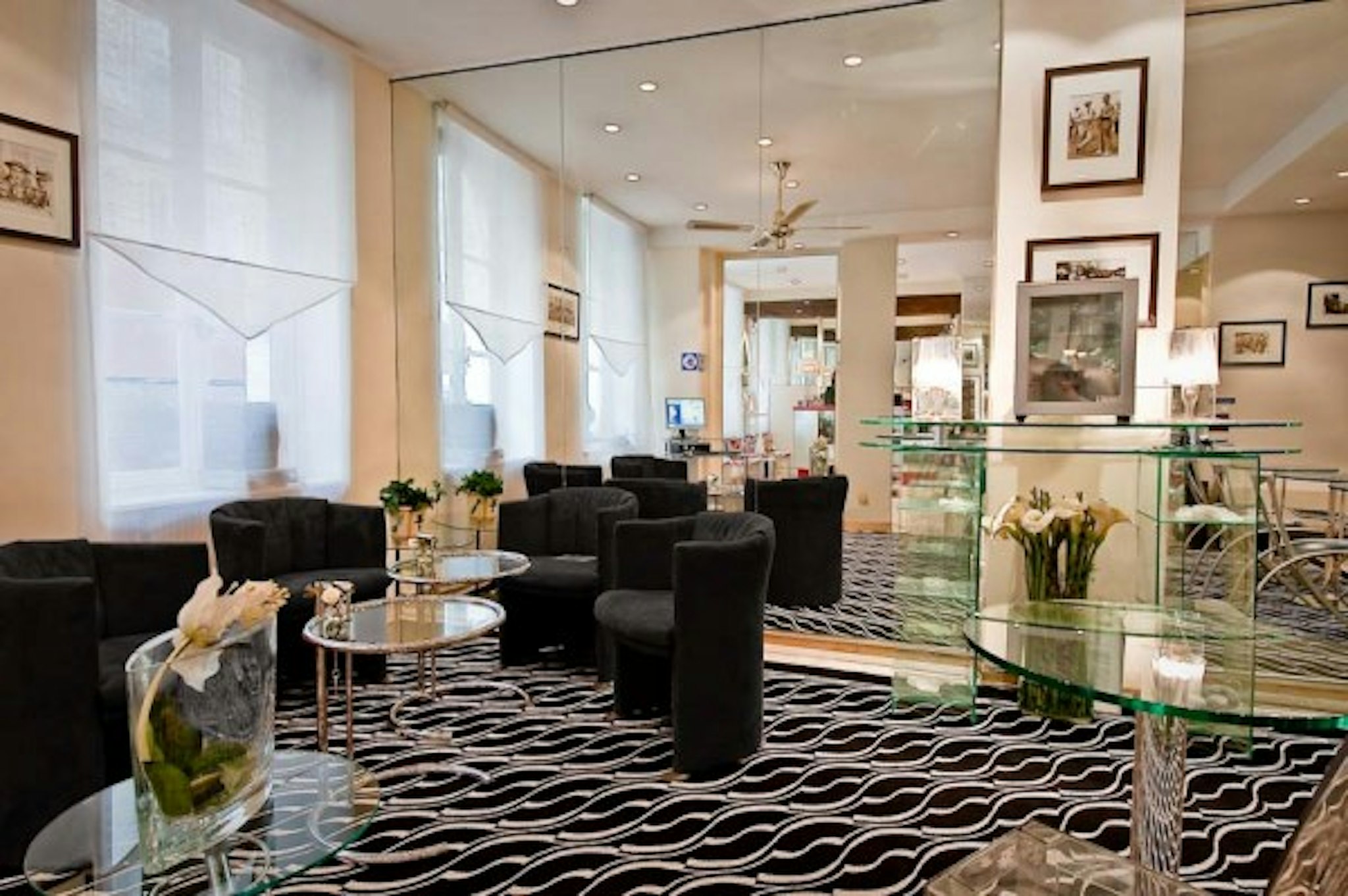 Ile de France Opera Hotel 4/8