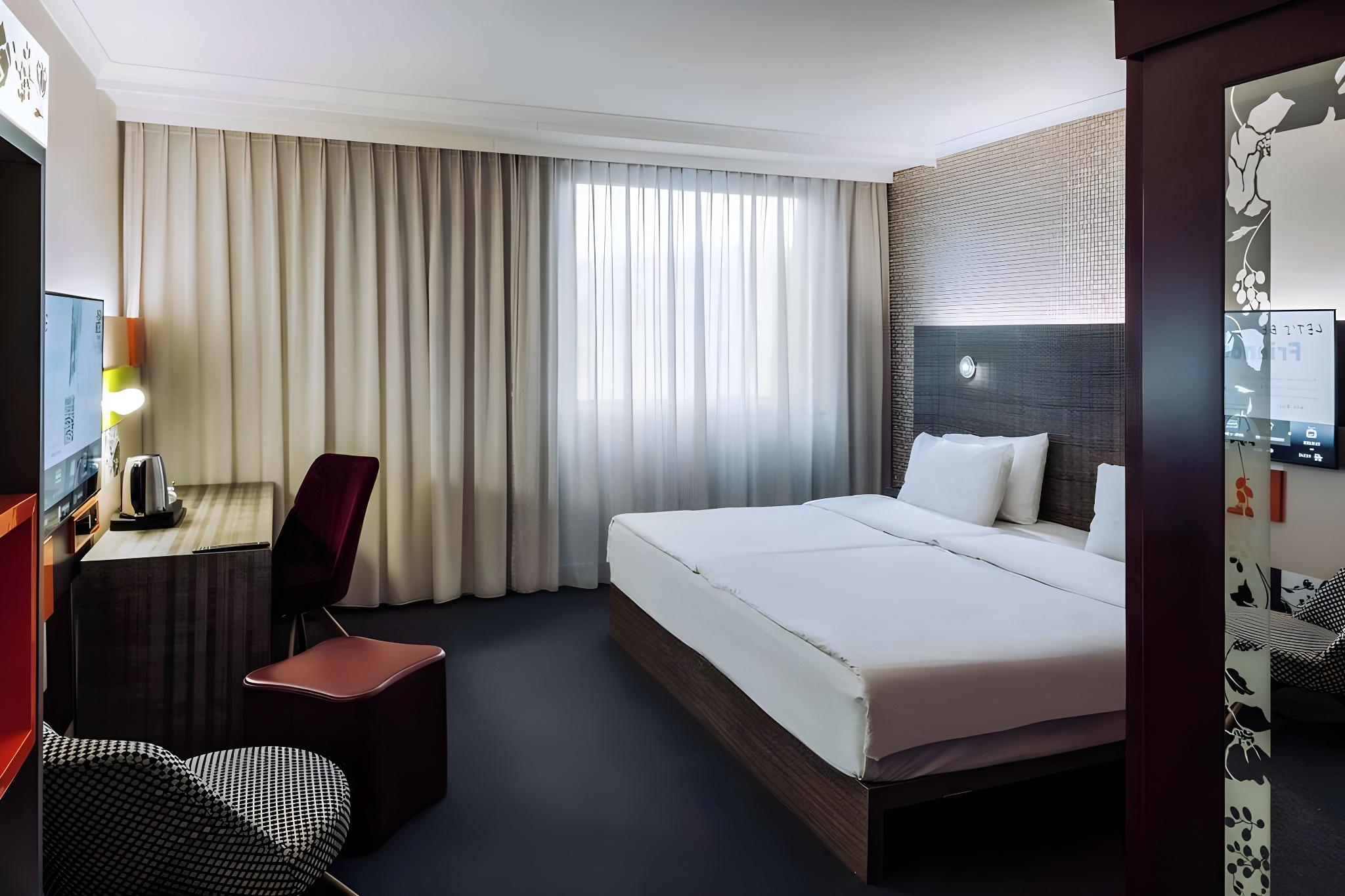 Plus, Penta, King and Twin Beds