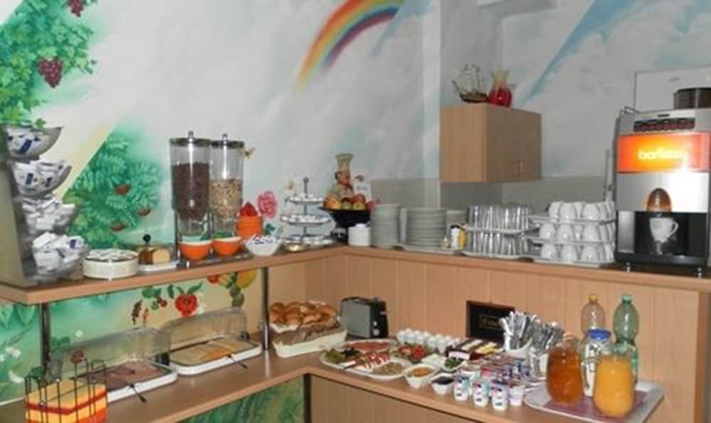 Hotel Pension Arche 36/41