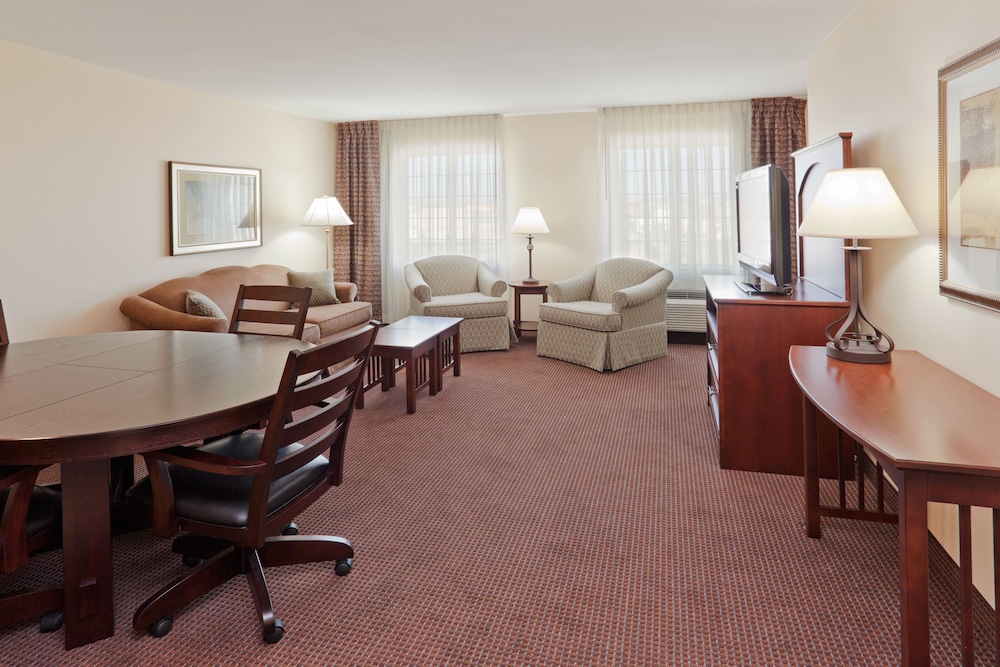 Staybridge Suites Rocklin - Roseville Area 38/64