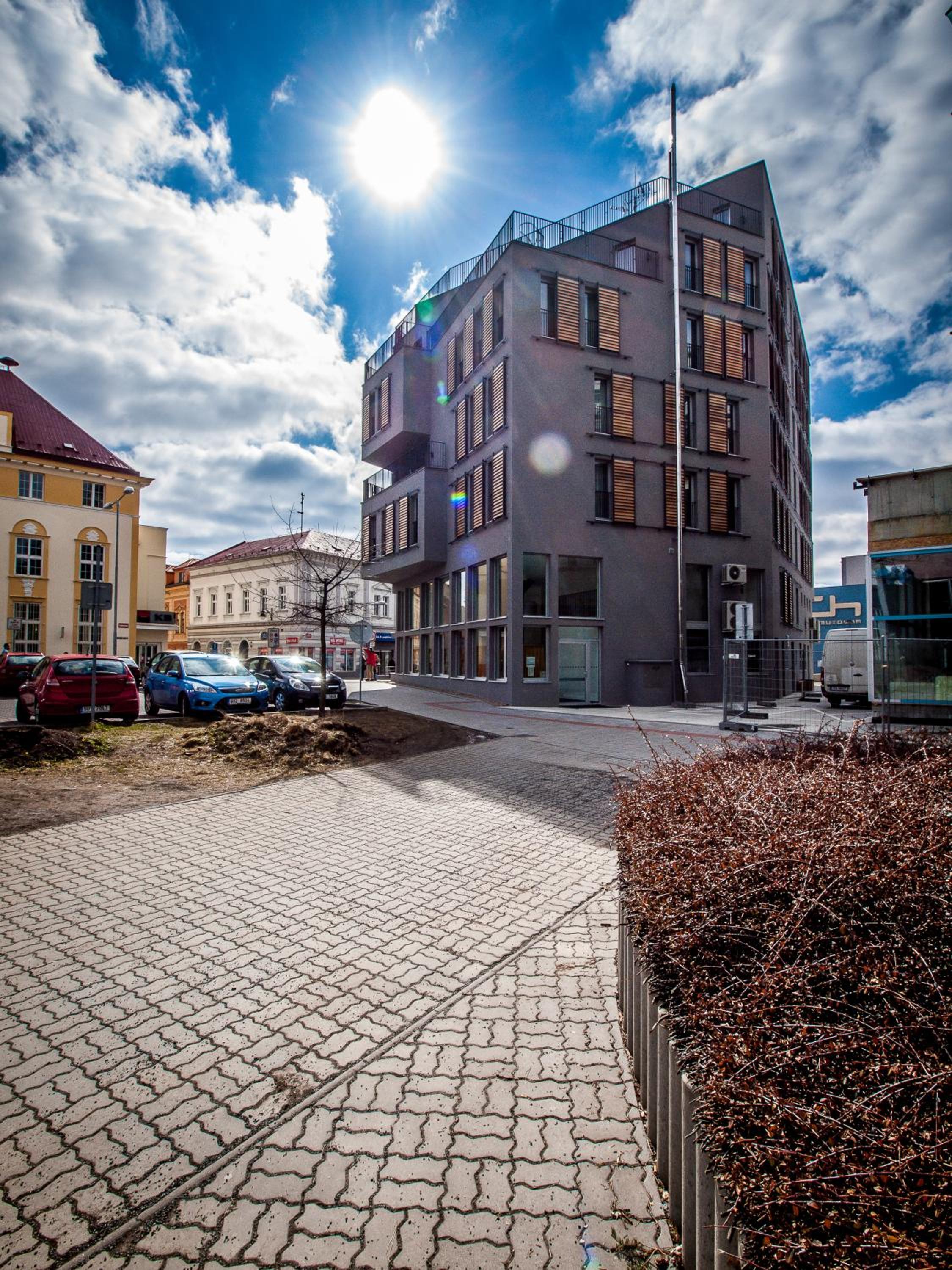 Hotel 99 52/61