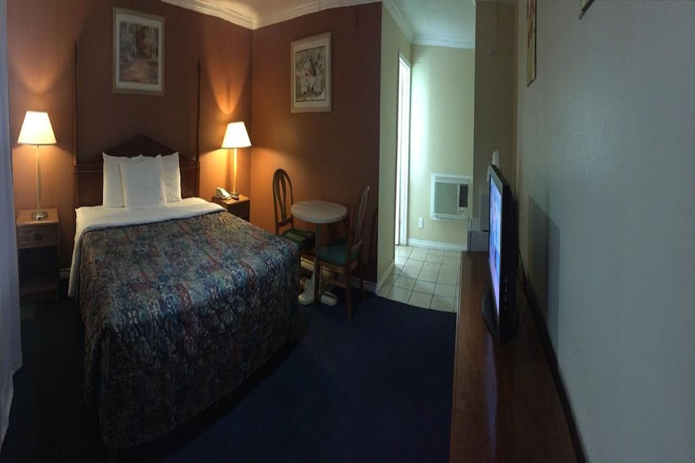 OYO Hotel Beeville US 181 26/64