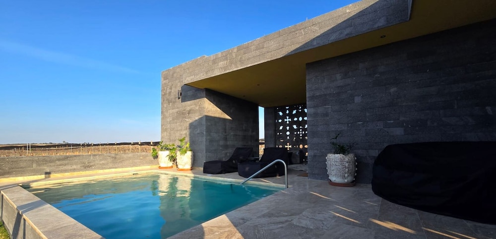Hotel Tres Raices 30/55