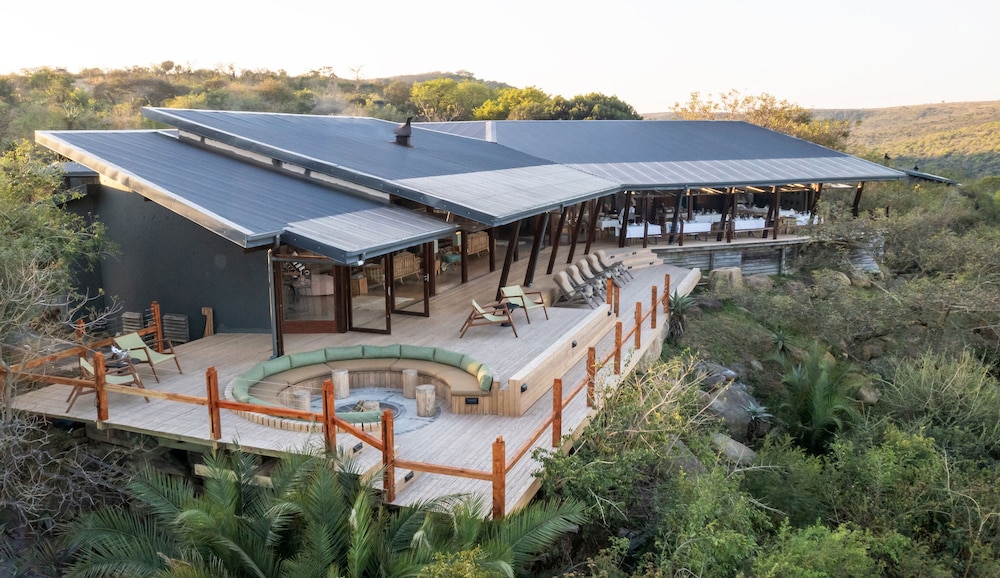 Rhino Ridge Safari Lodge 1/50