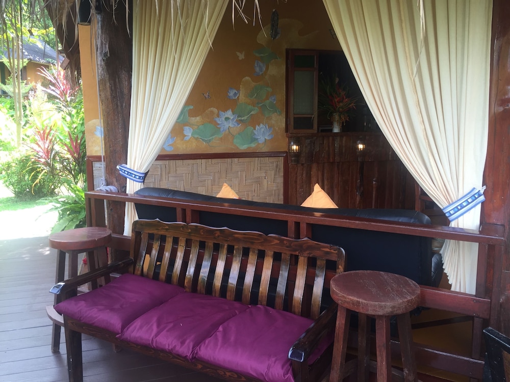 PURA VIDA PAI RESORT 39/65