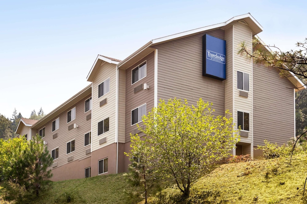 Travelodge by Wyndham Dunsmuir 2/29