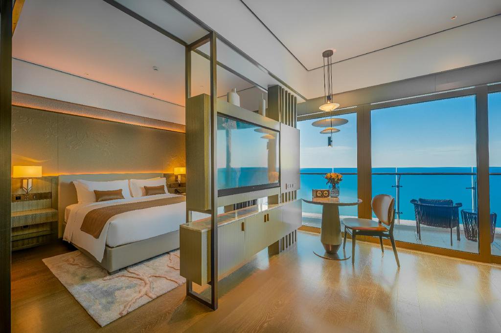 Howard Johnson Plaza by Wyndham Blue Bay Sihanoukville 14/48